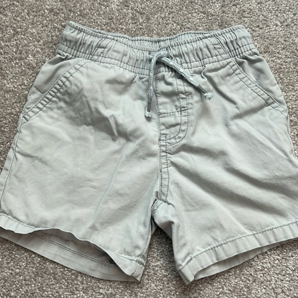 Toddler Boy’s Cat & Jack shorts